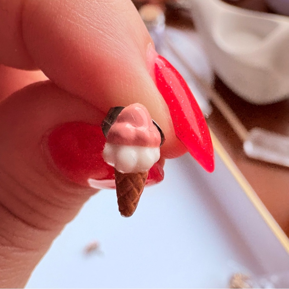 Adorable  Vintage Avon Ice Cream Cone stud earrings